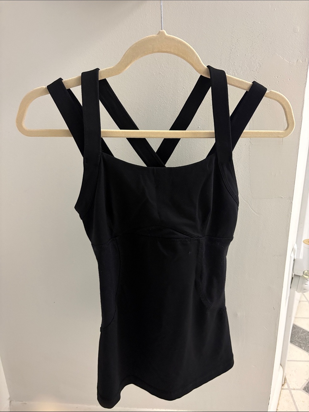 lululemon athletica Black Tank Top with Cross Back Straps
